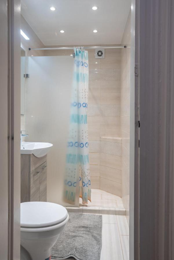 Cozy & Quiet Apartment Near Kiraly Street Free Parking, Ac, Perfect For 4 Guests! Budapešť Exteriér fotografie